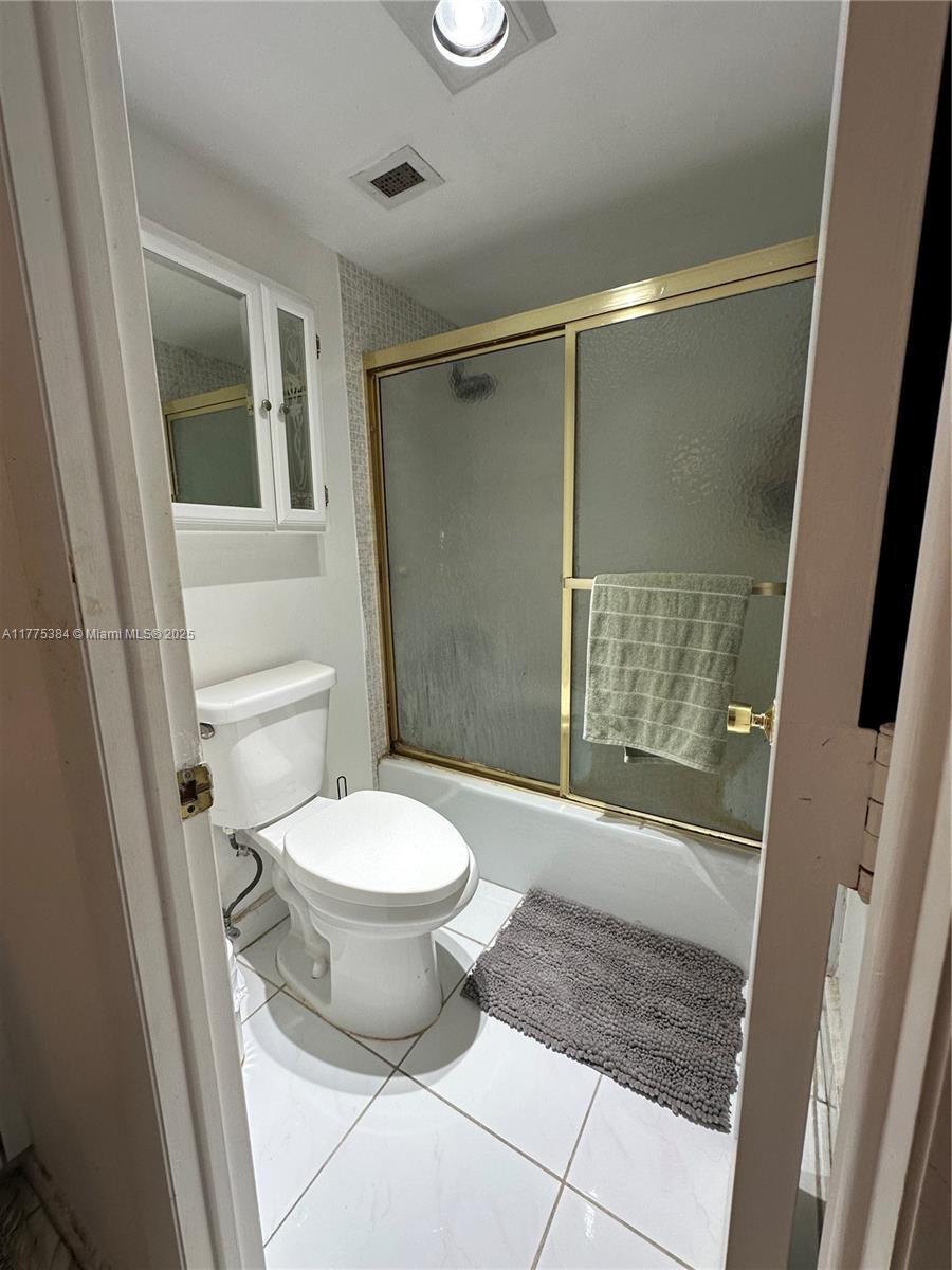 ARLEN HOUSE WEST CONDO - Residential