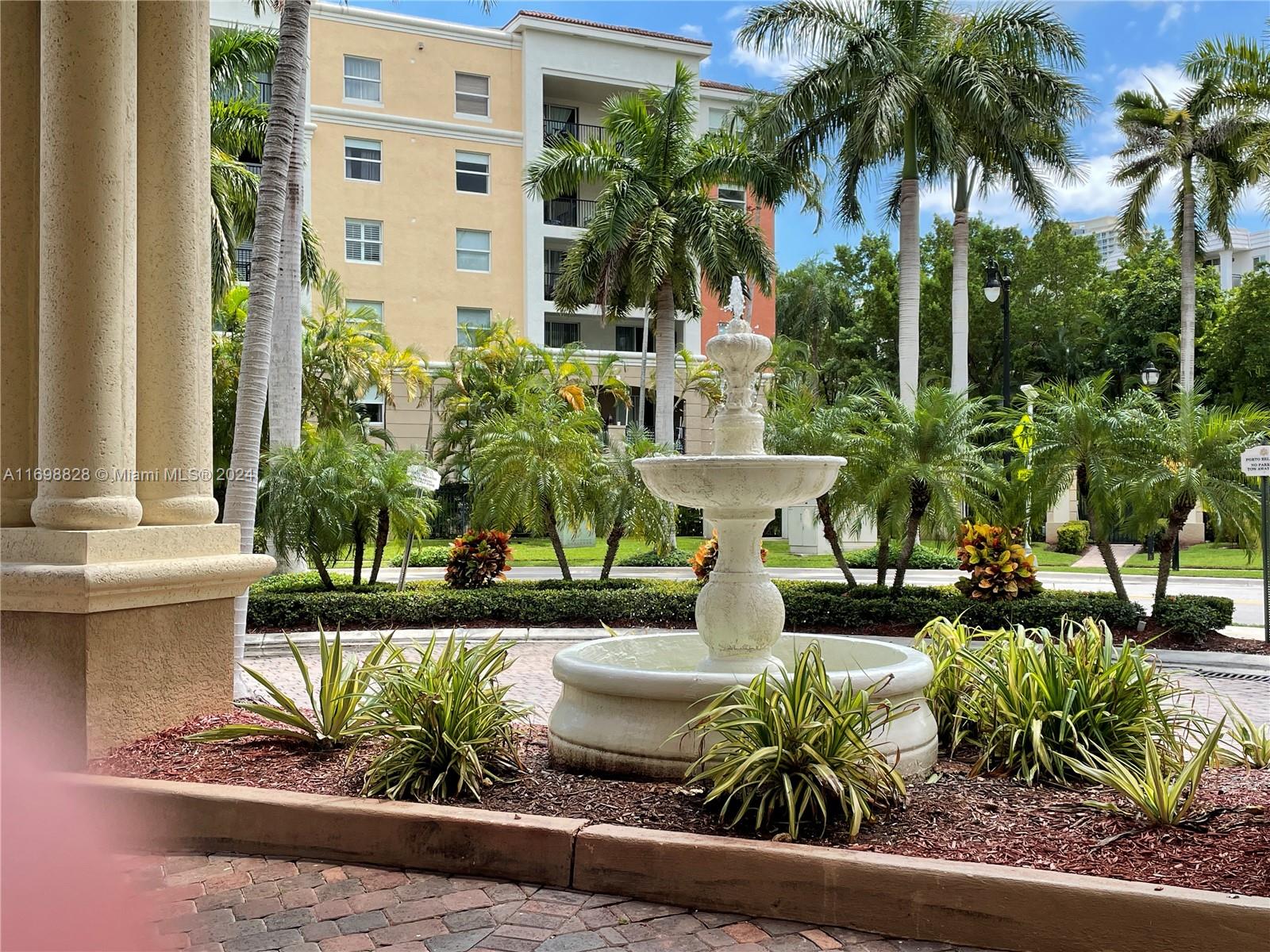 PORTO BELLAGIO CONDO - Residential