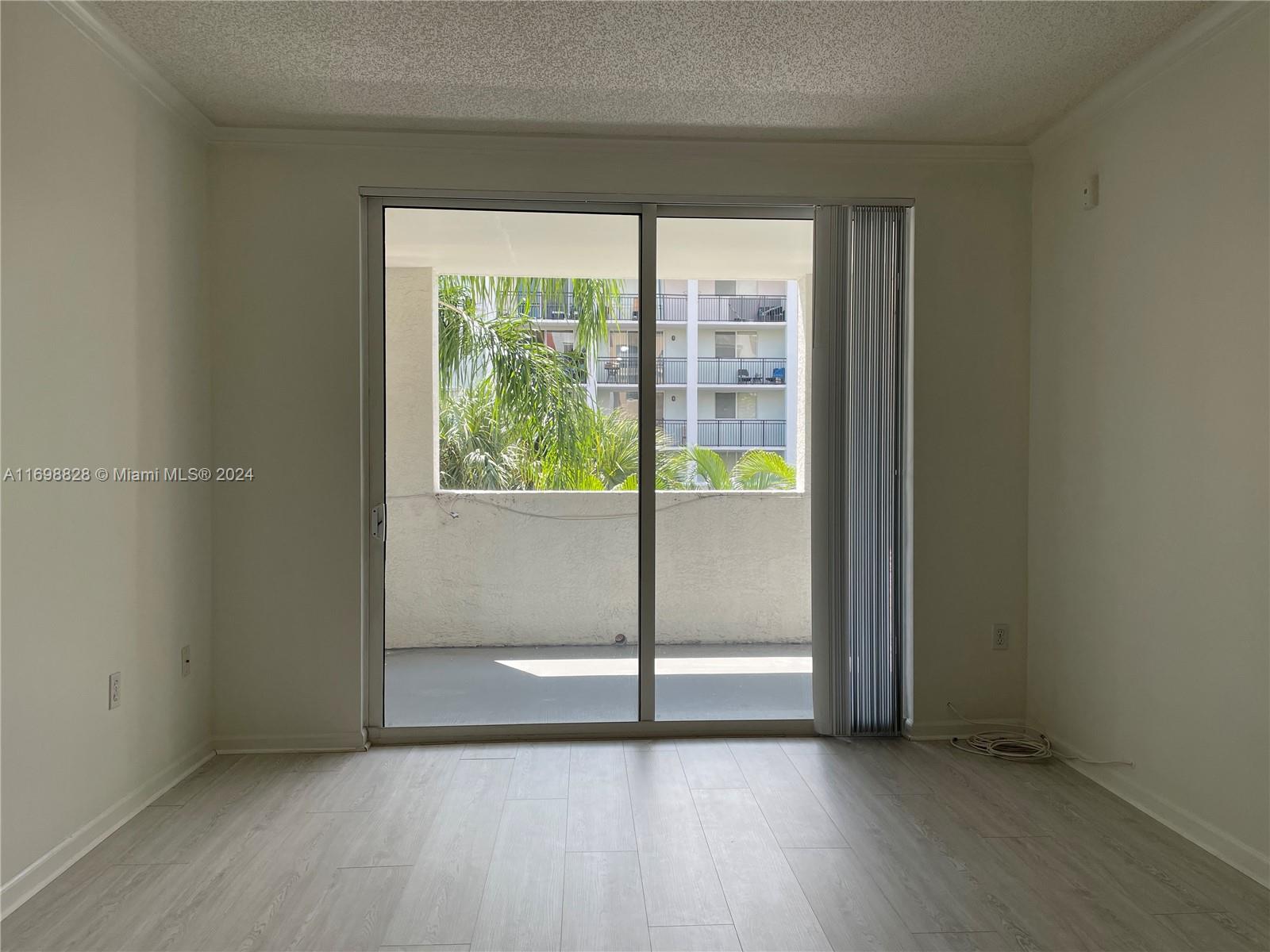 PORTO BELLAGIO CONDO - Residential