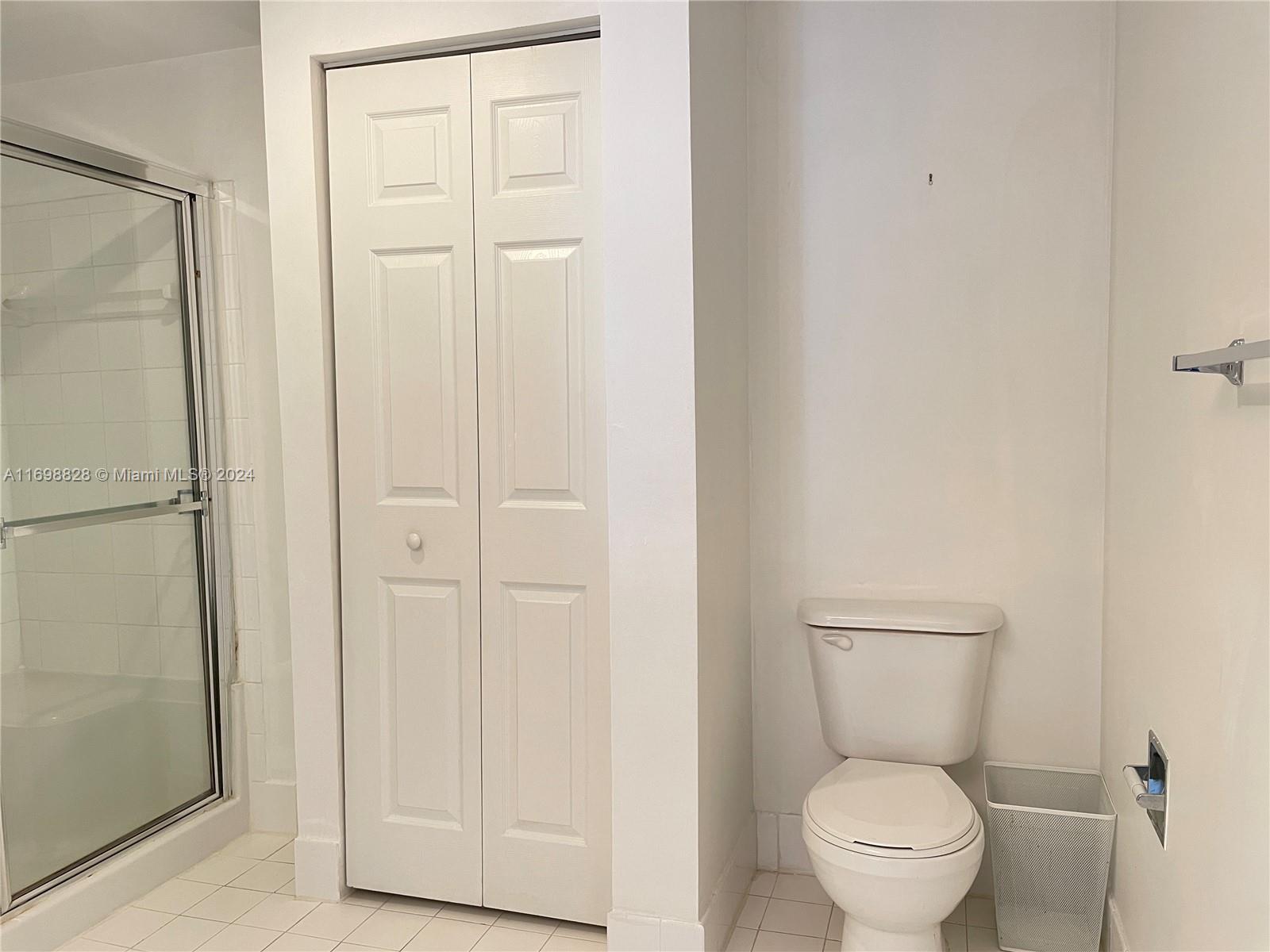PORTO BELLAGIO CONDO - Residential