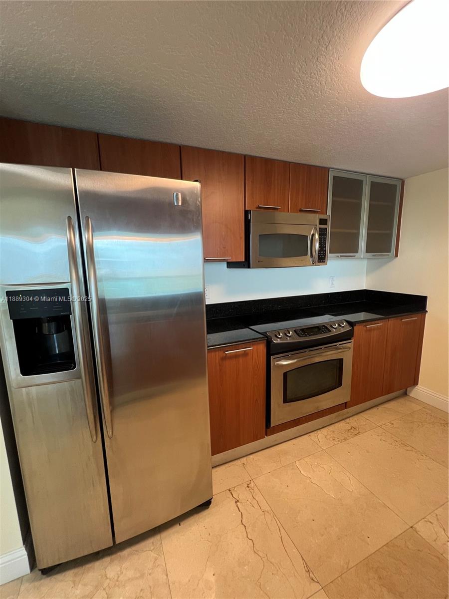 1800 N Bayshore Dr 2802