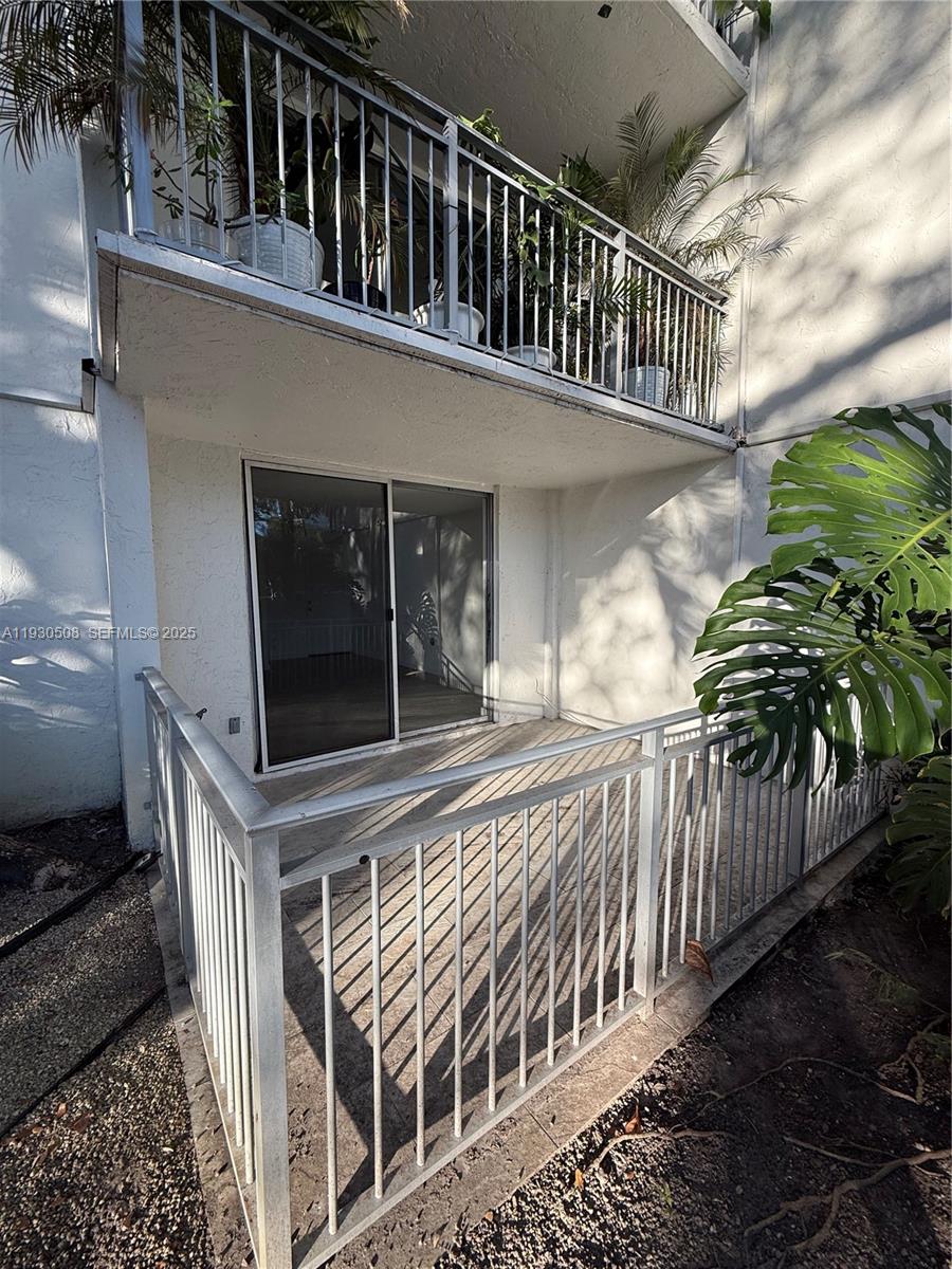 NIRVANA CONDO NO ONE COND - Residential