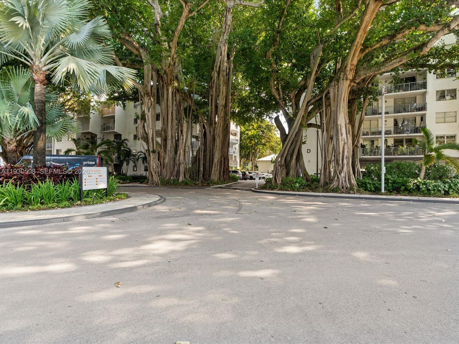 NIRVANA CONDO NO ONE COND - Residential