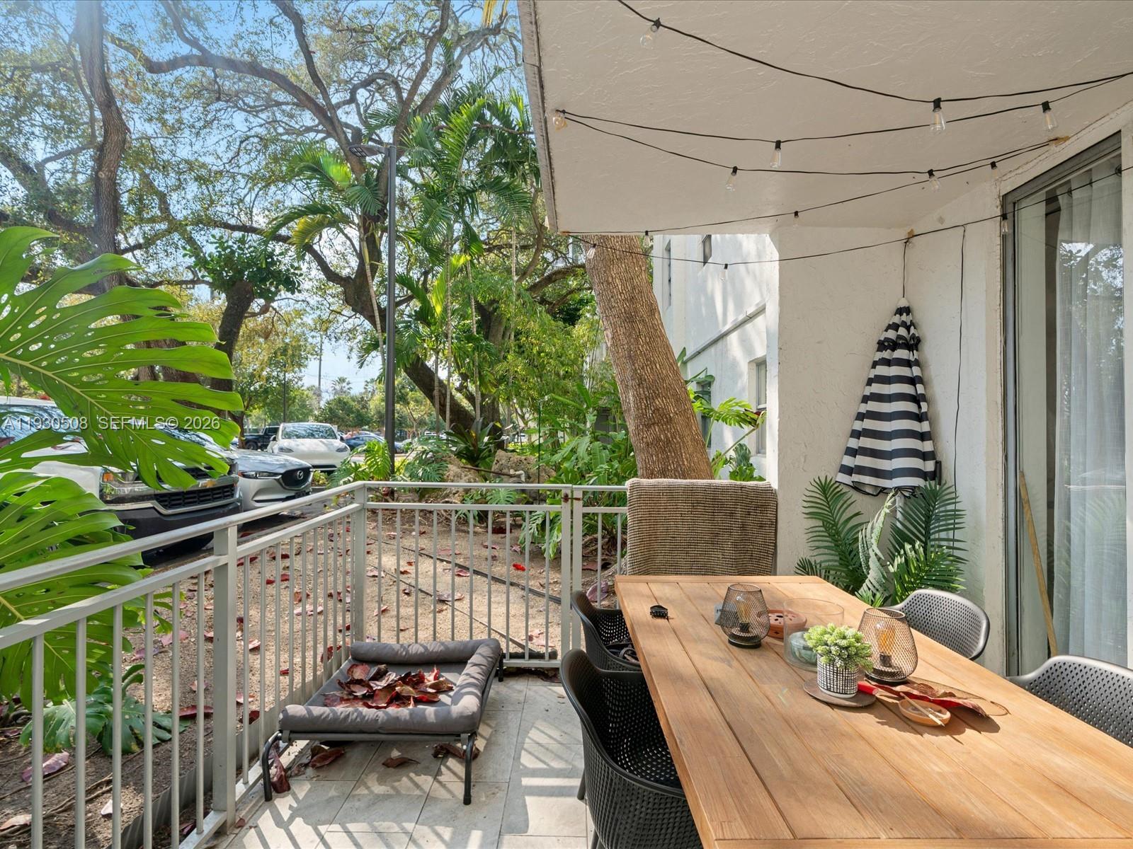 NIRVANA CONDO NO ONE COND - Residential