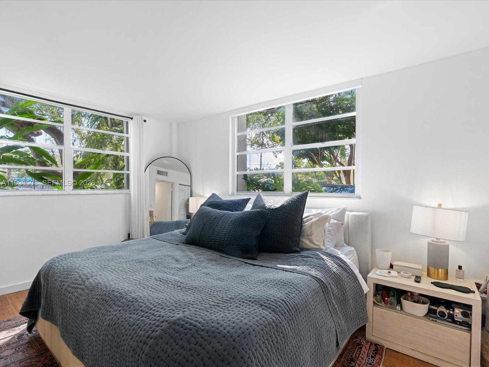 NIRVANA CONDO NO ONE COND - Residential