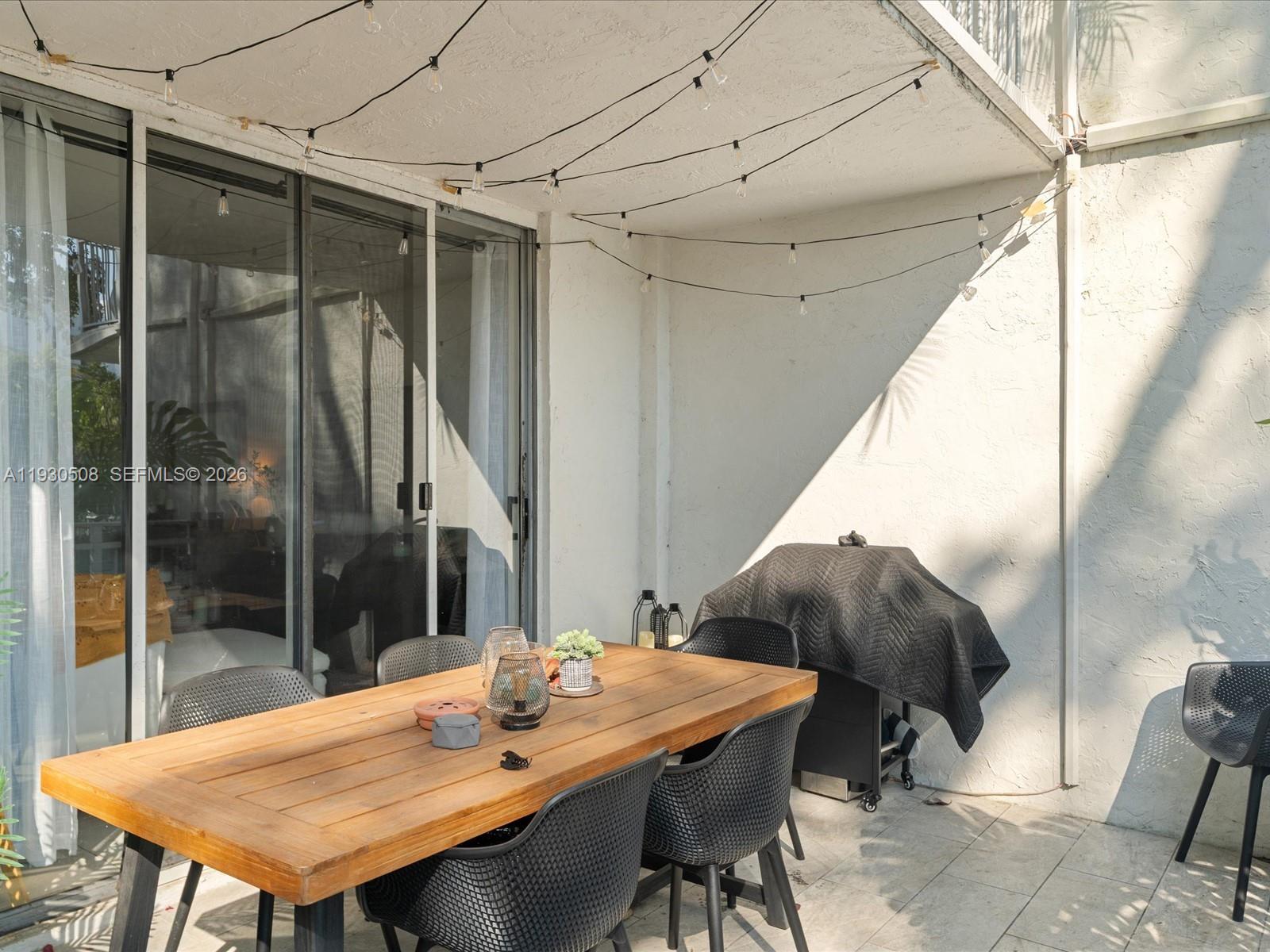 NIRVANA CONDO NO ONE COND - Residential