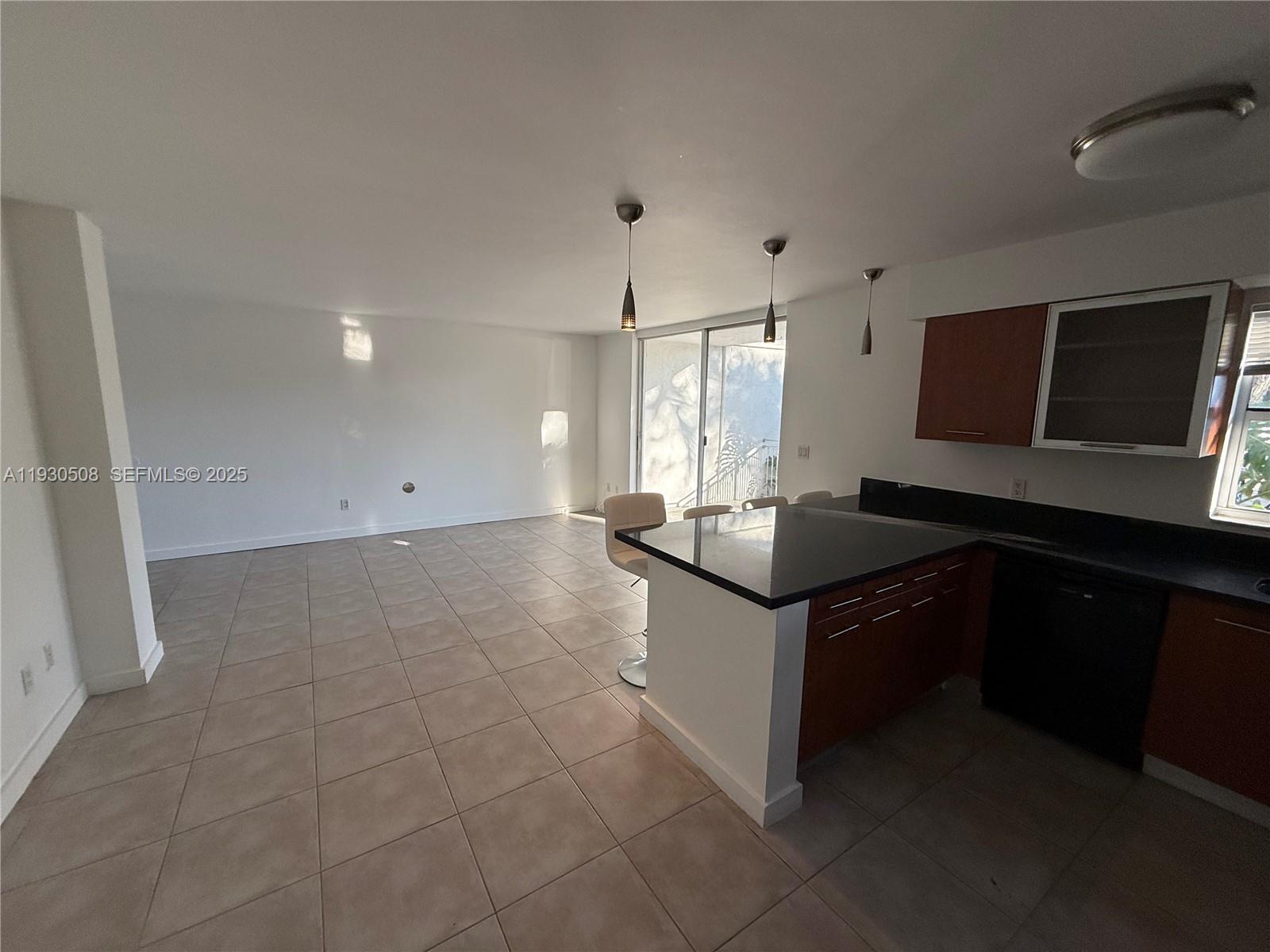 NIRVANA CONDO NO ONE COND - Residential