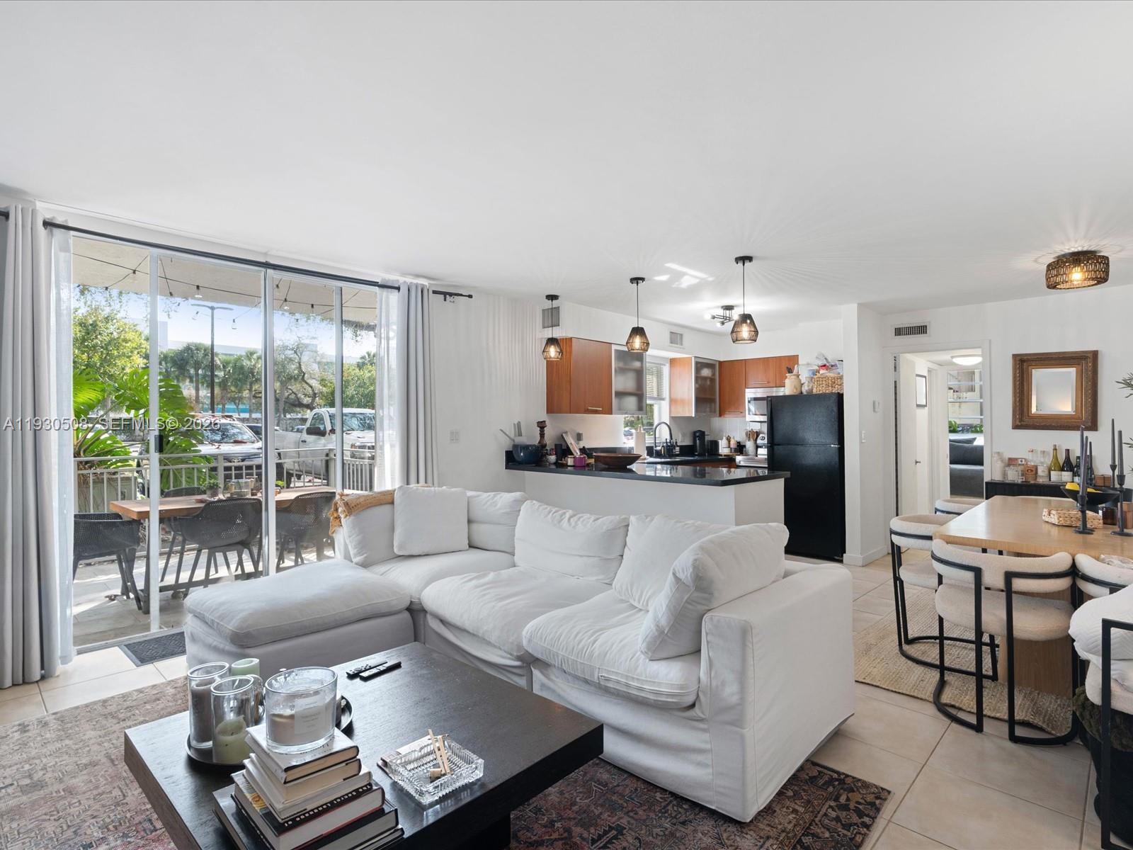 NIRVANA CONDO NO ONE COND - Residential