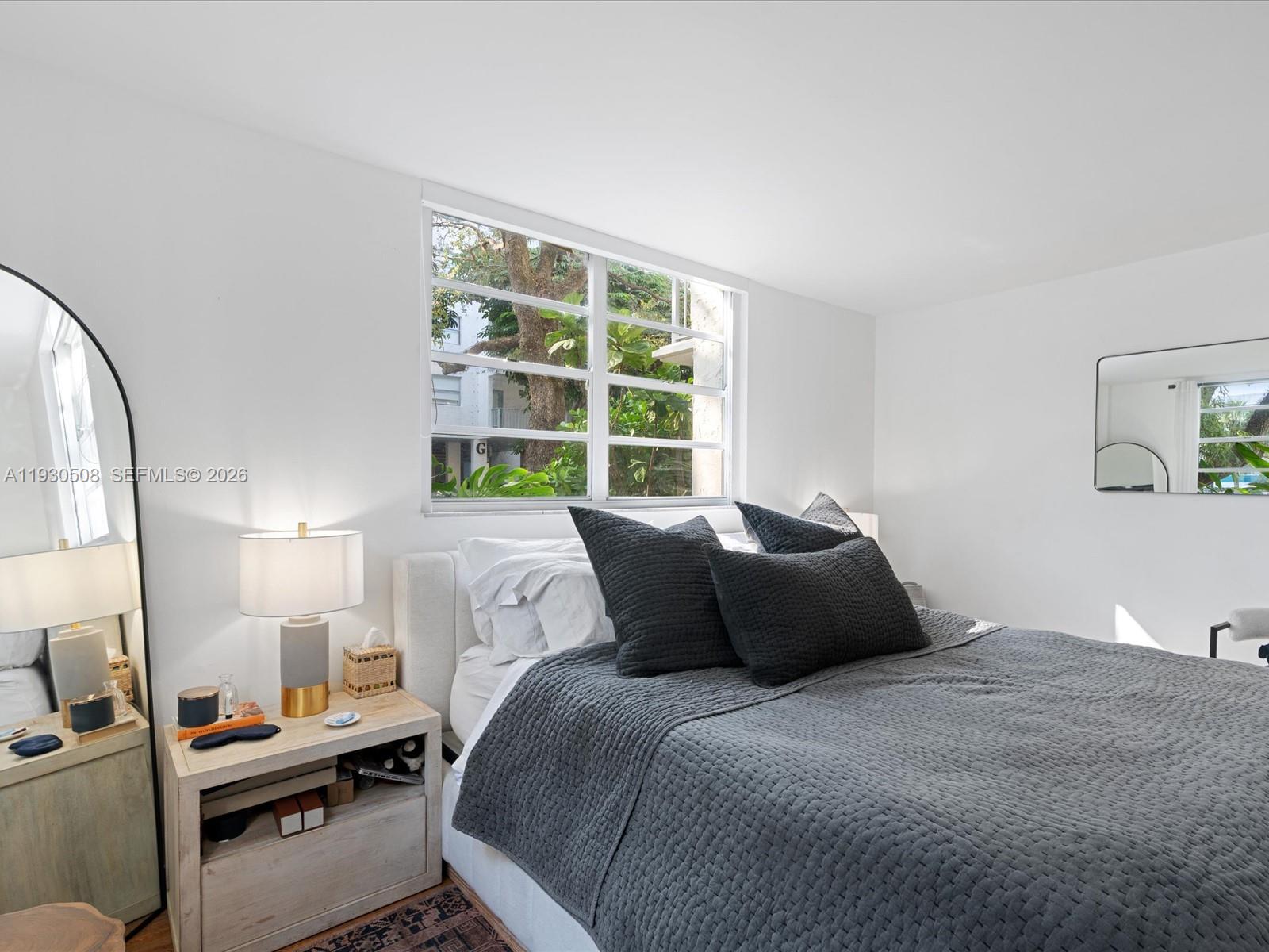 NIRVANA CONDO NO ONE COND - Residential