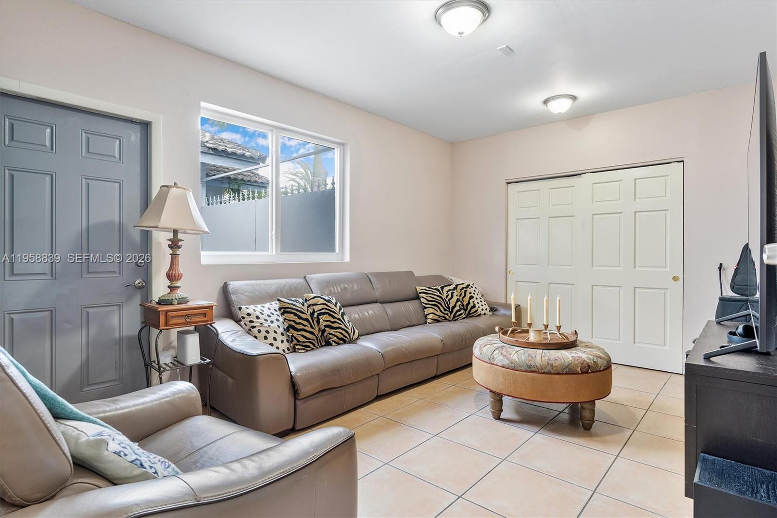 LAKES OF PALM SPRINGS - Residential