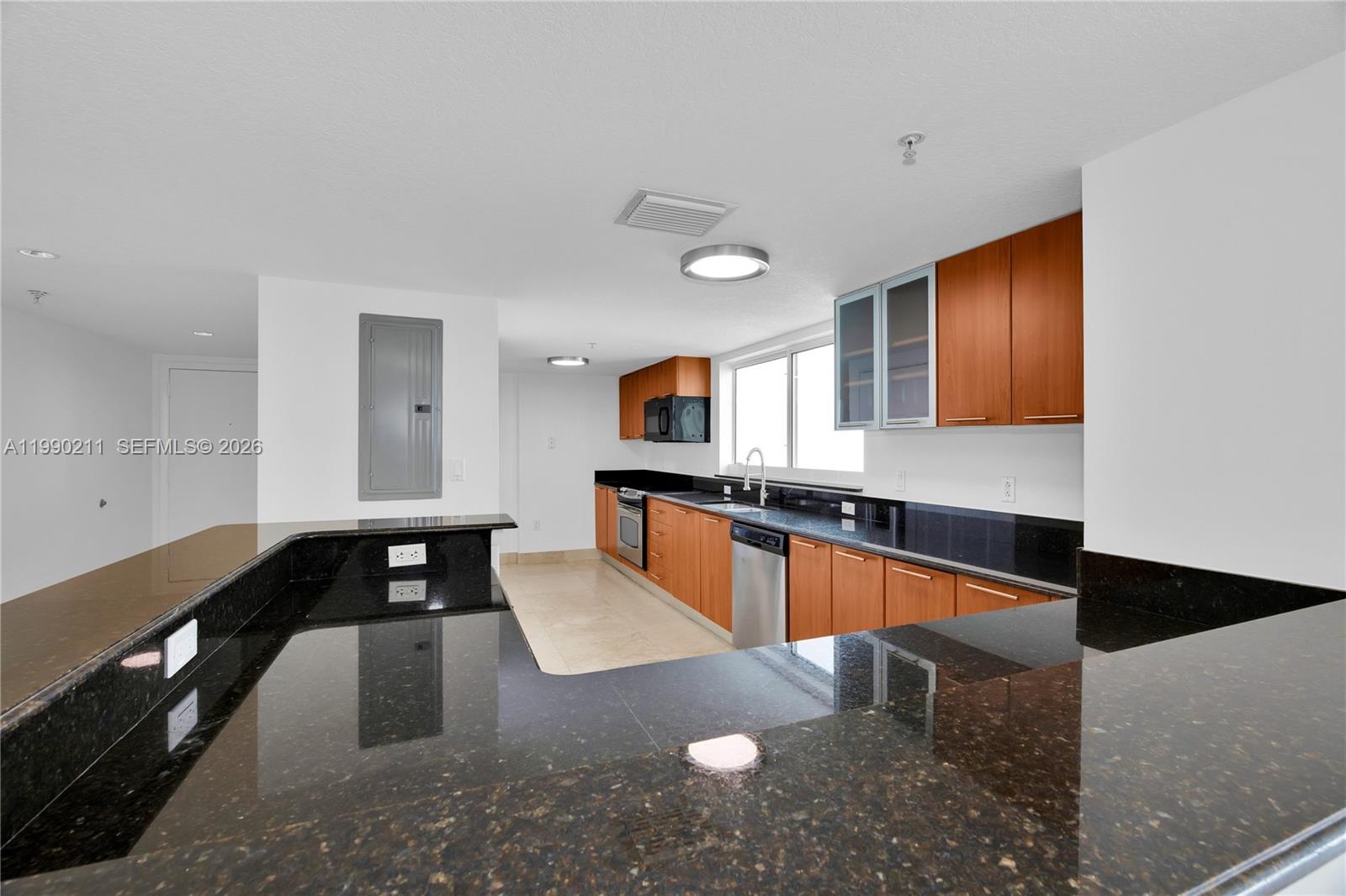 1800 CLUB CONDO - Residential