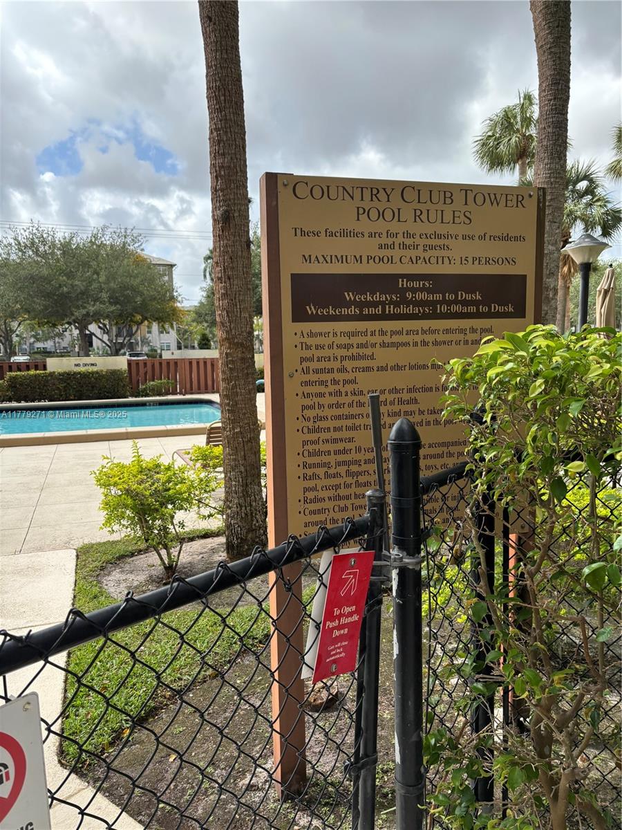 COUNTRY CLUB TOWER OF COR - Residential