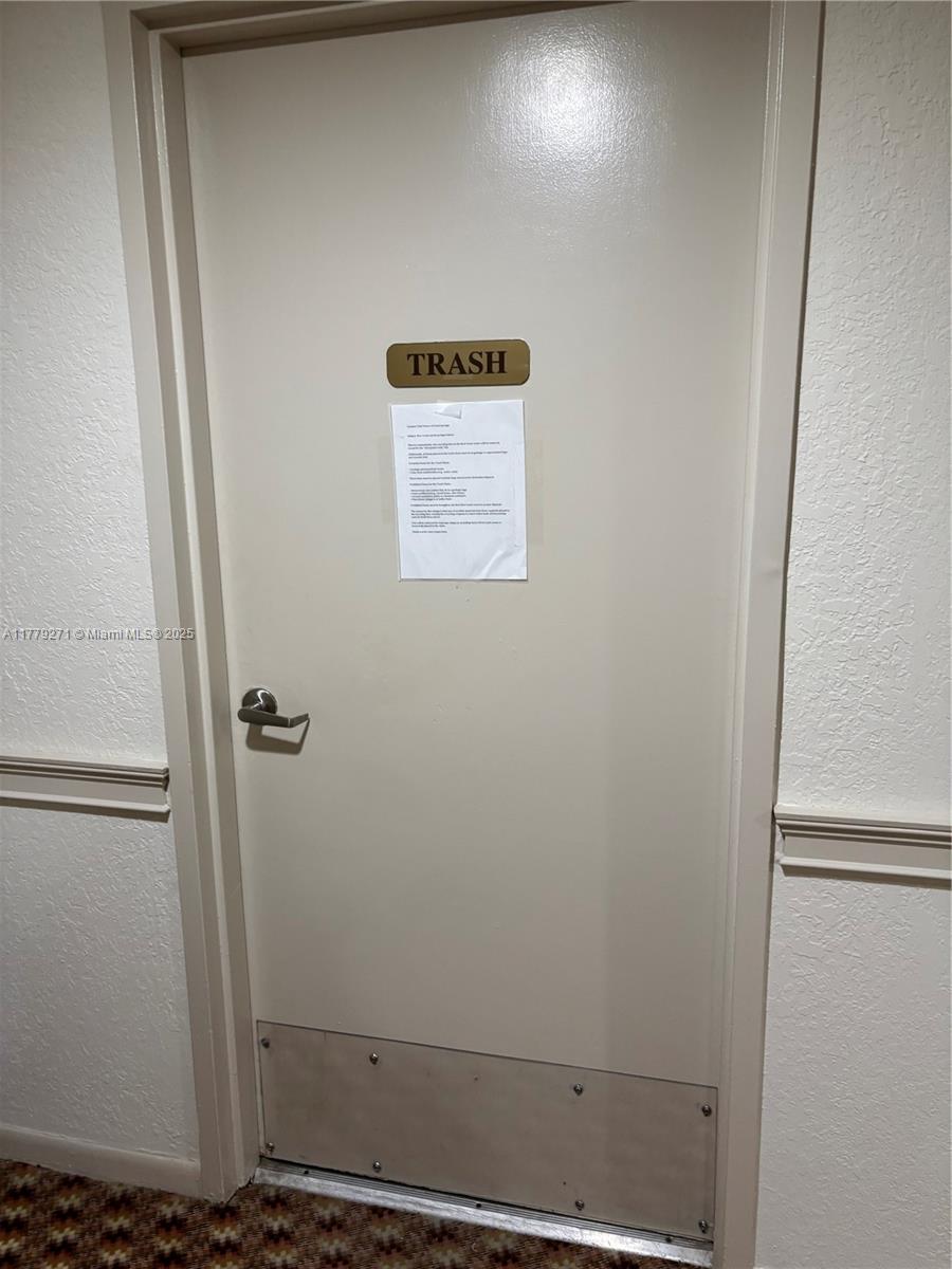 COUNTRY CLUB TOWER OF COR - Residential