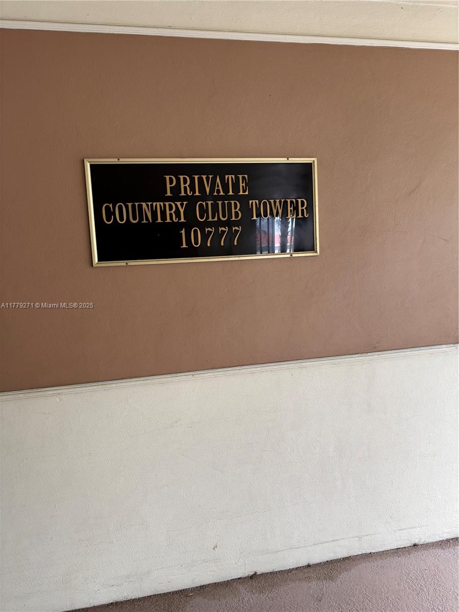 COUNTRY CLUB TOWER OF COR - Residential