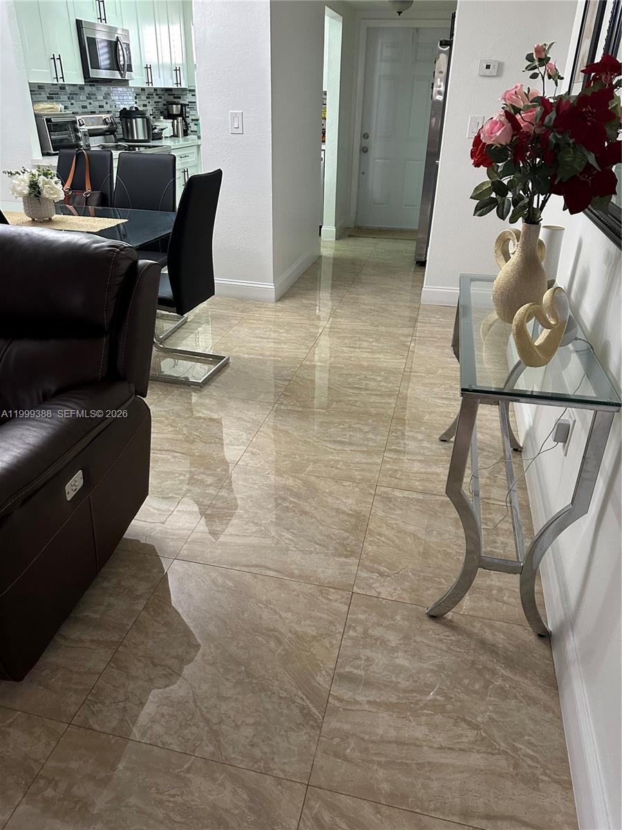 SUNRISE LAKES 32 CONDO - Residential