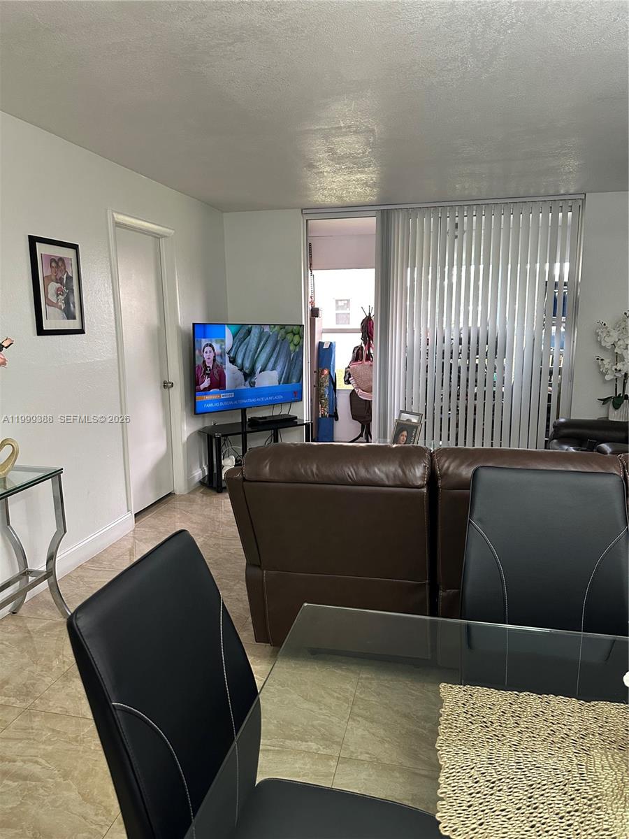 SUNRISE LAKES 32 CONDO - Residential