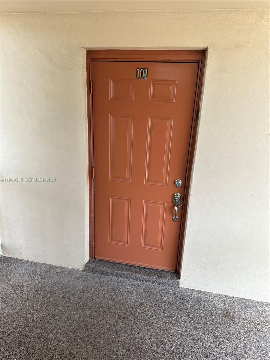 SUNRISE LAKES 32 CONDO - Residential