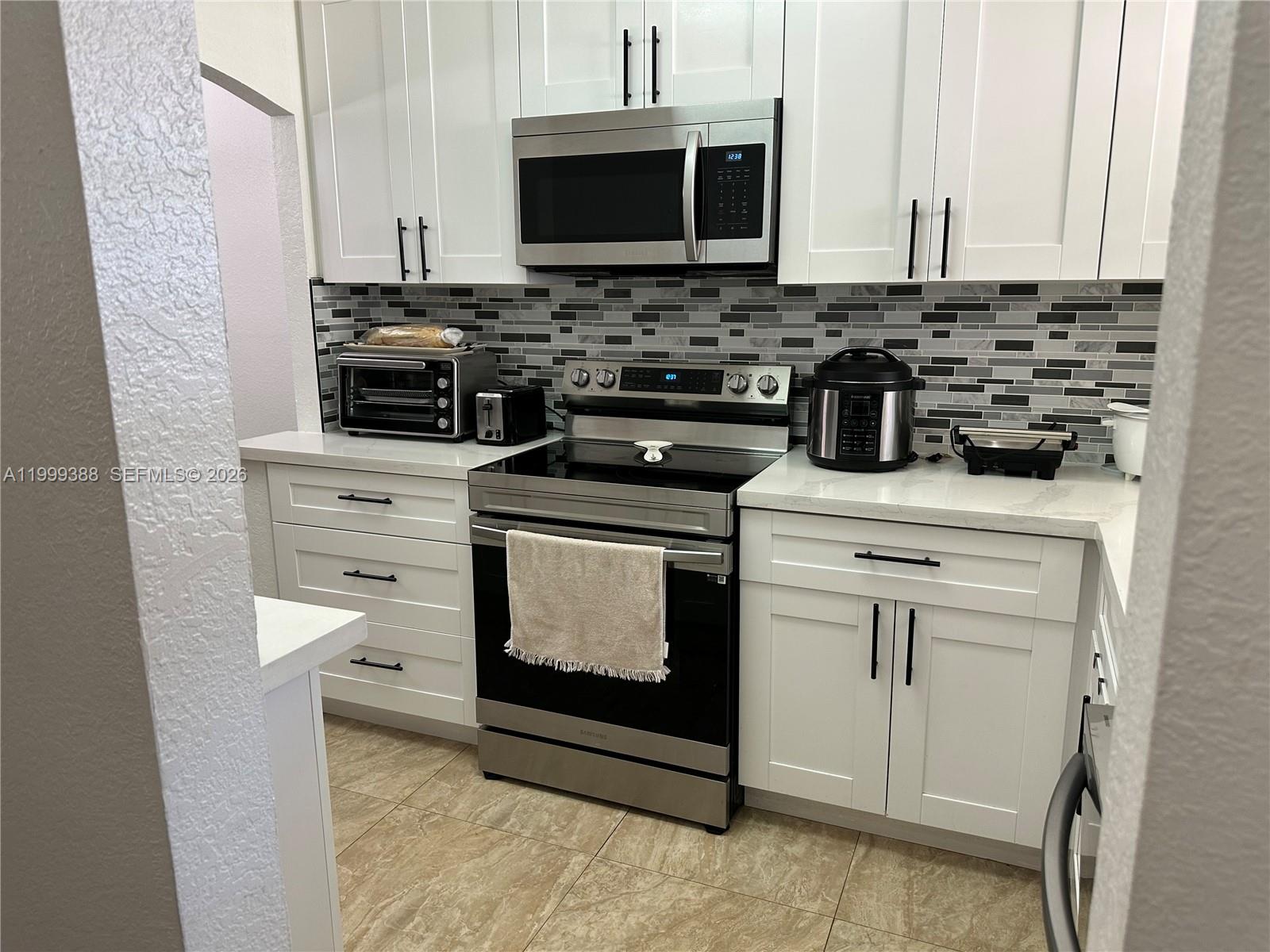 SUNRISE LAKES 32 CONDO - Residential