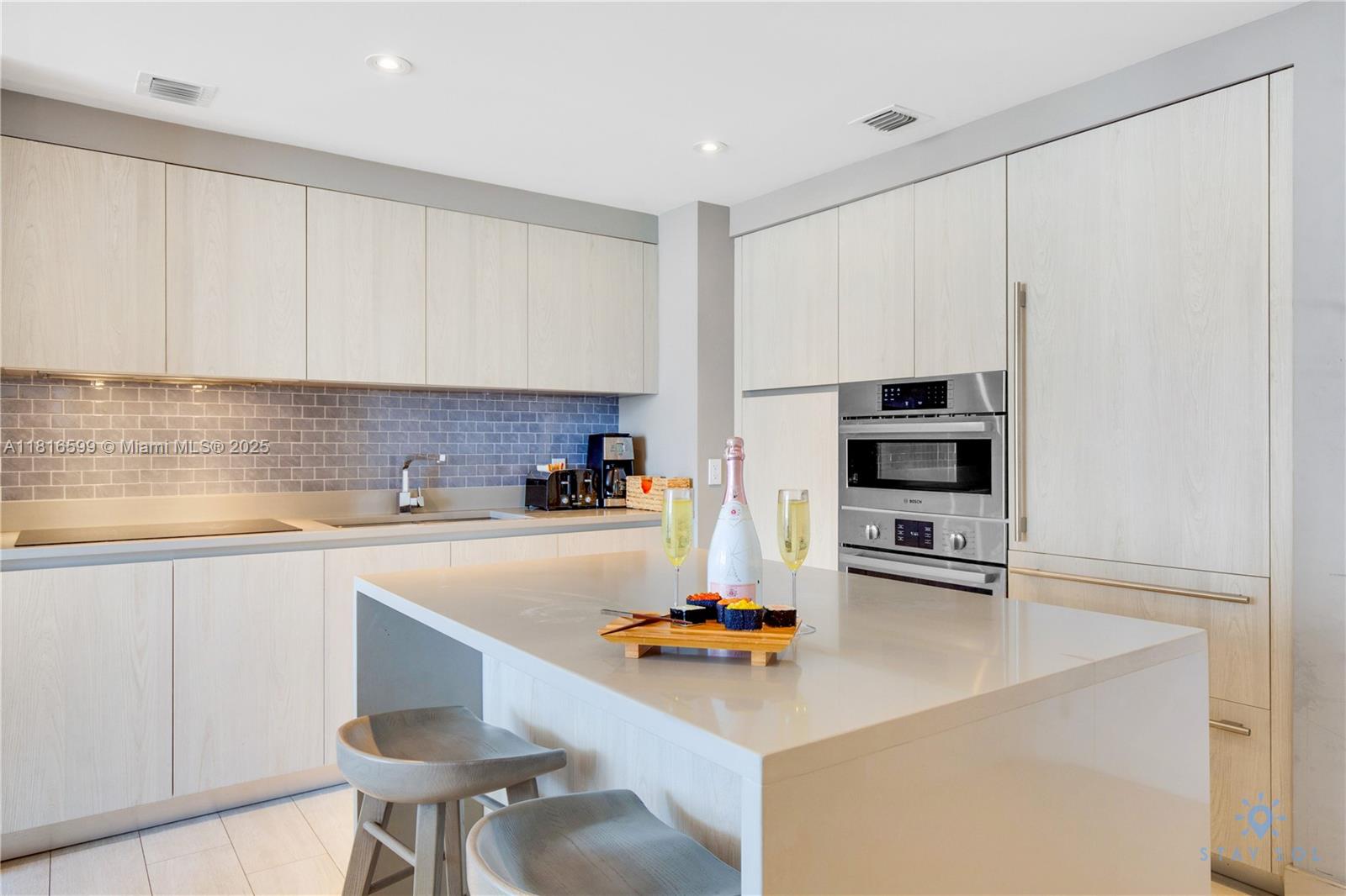 4010 SOUTH OCEAN CONDO - Residential