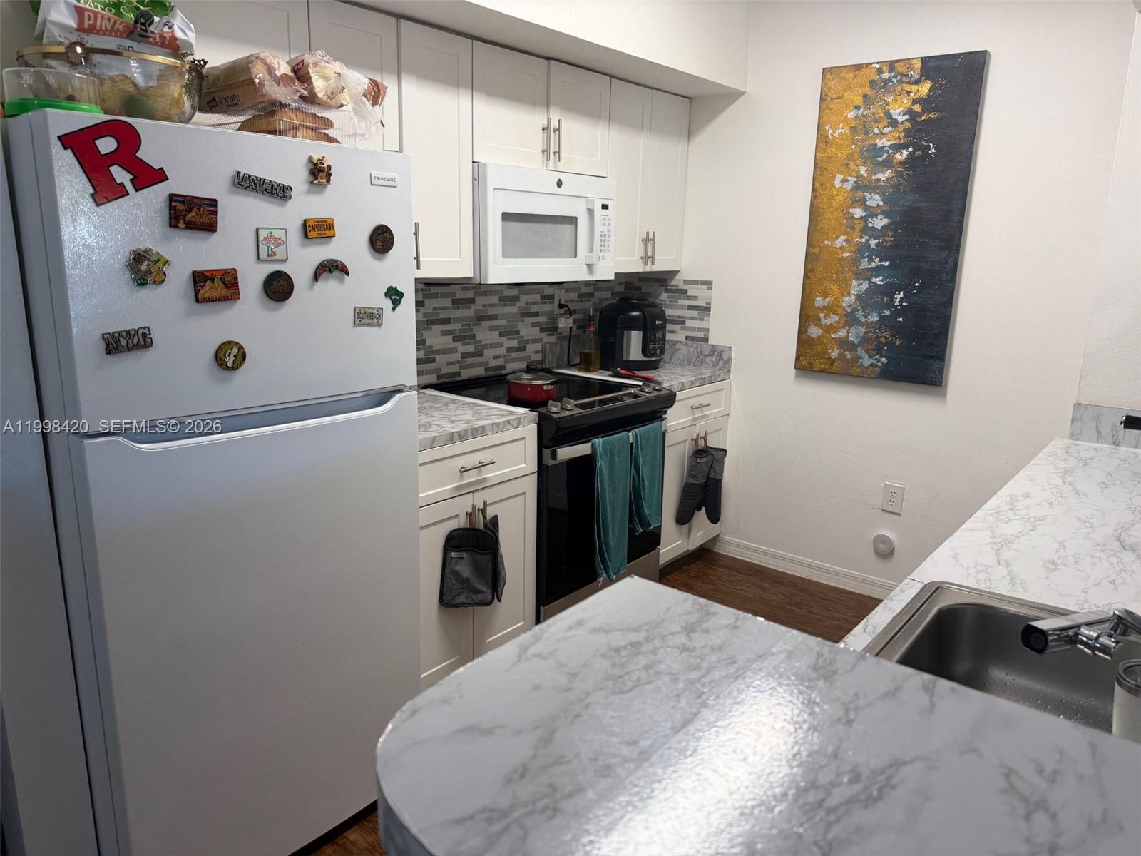 MARQUESA CONDO - Residential