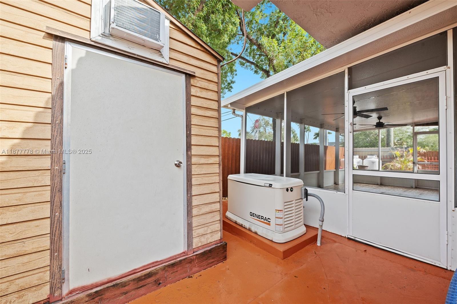 MELENA SUB - Residential