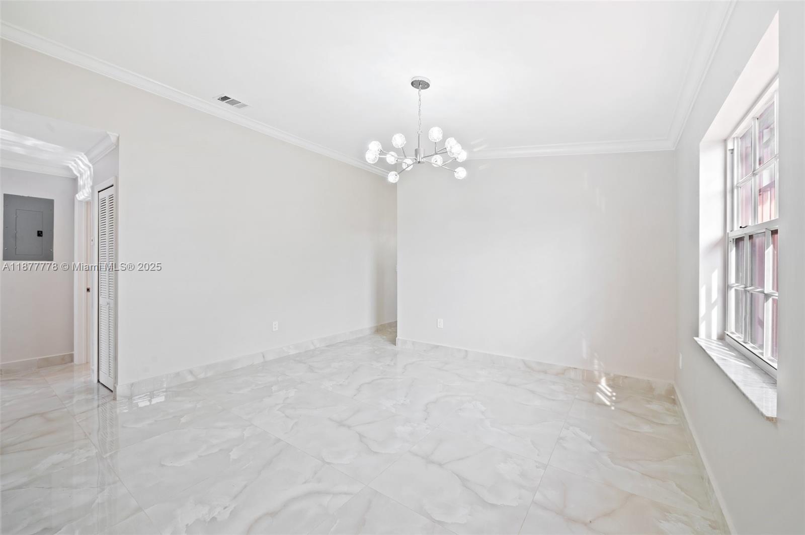 MELENA SUB - Residential