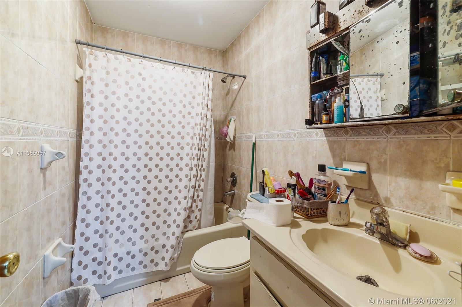TWELFTH ST MANORS - Residential Income