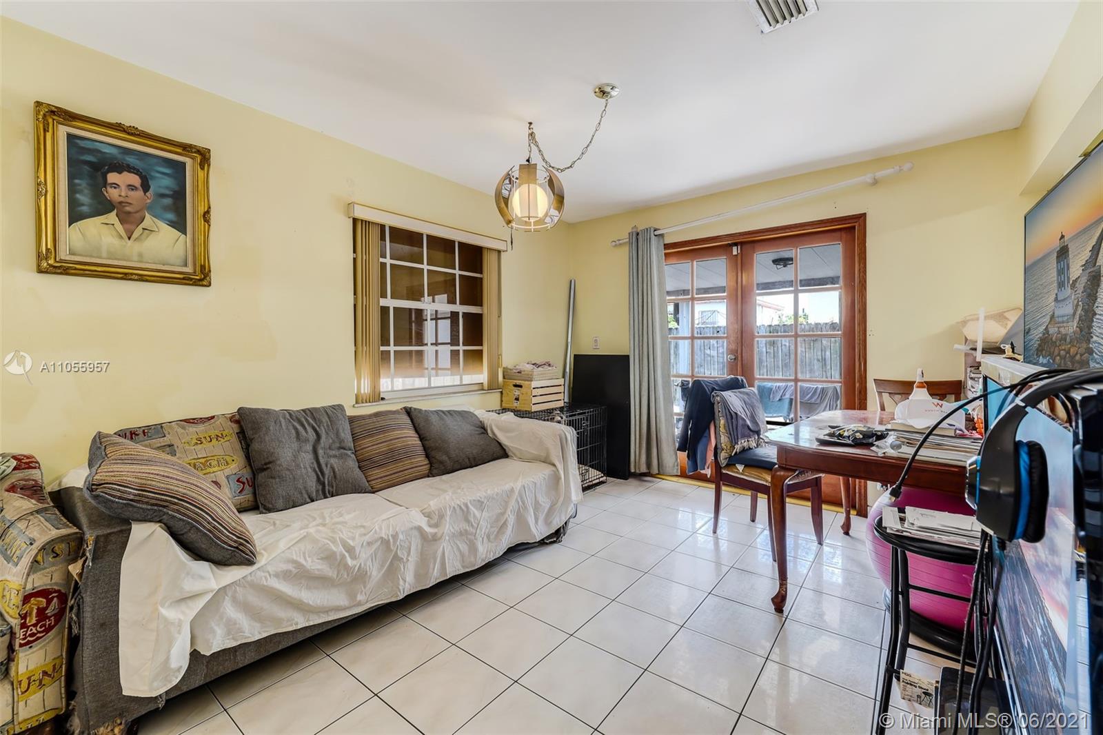 TWELFTH ST MANORS - Residential Income