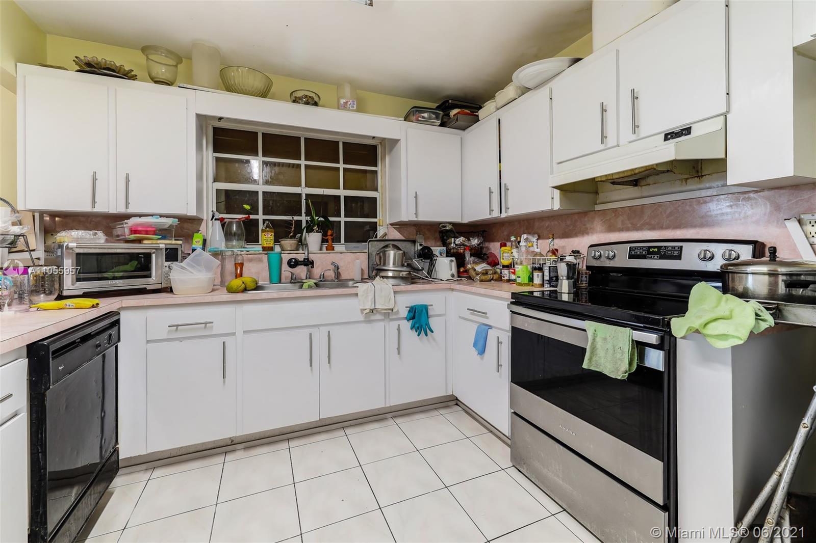 TWELFTH ST MANORS - Residential Income