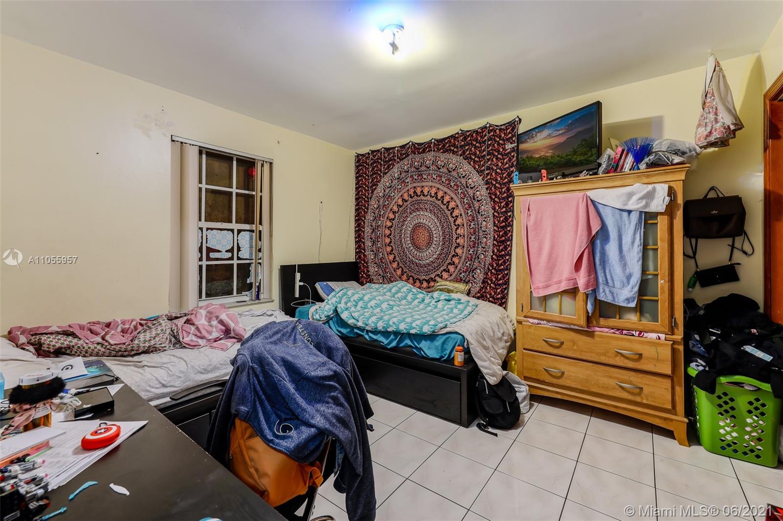 TWELFTH ST MANORS - Residential Income