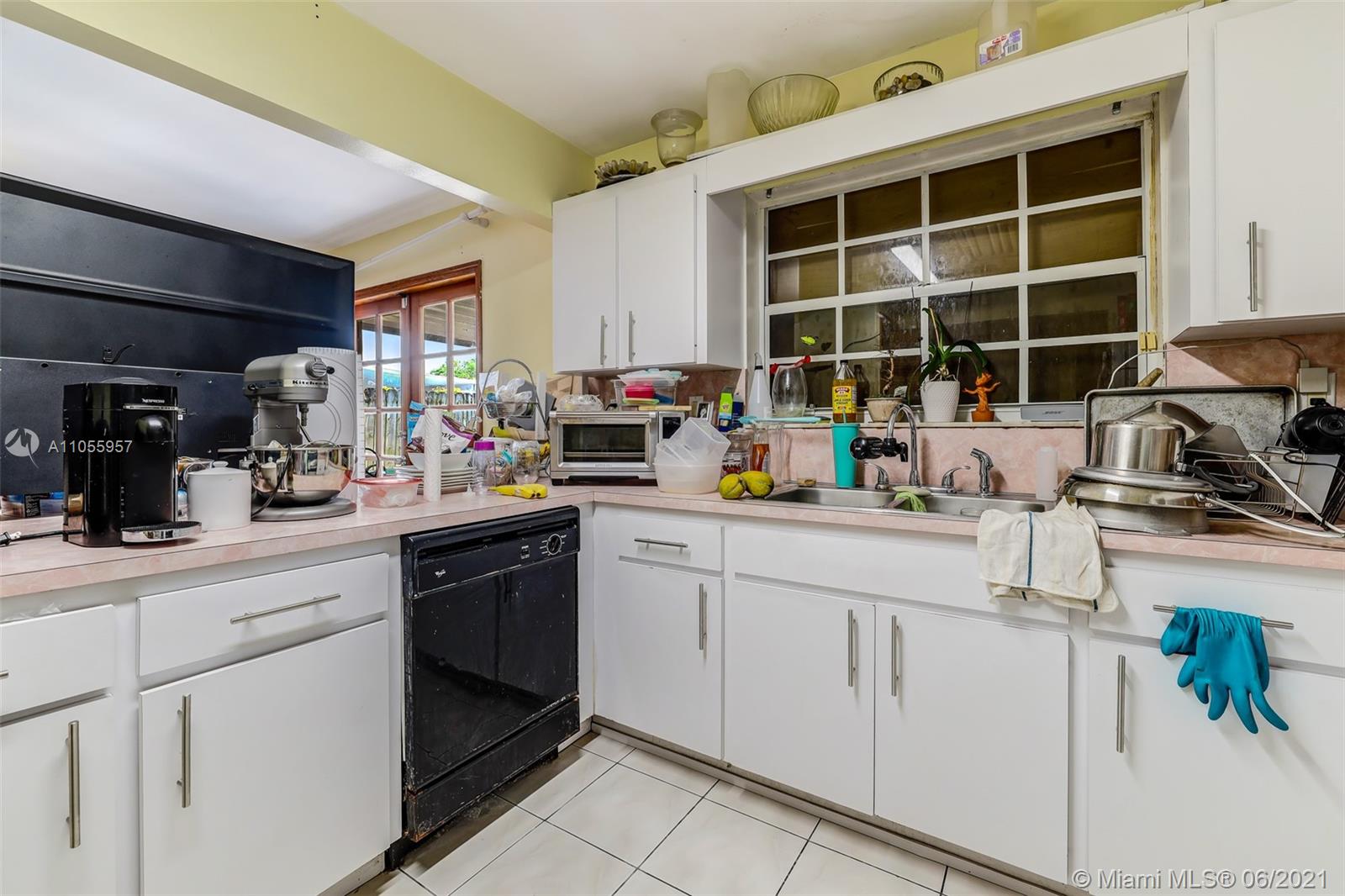 TWELFTH ST MANORS - Residential Income