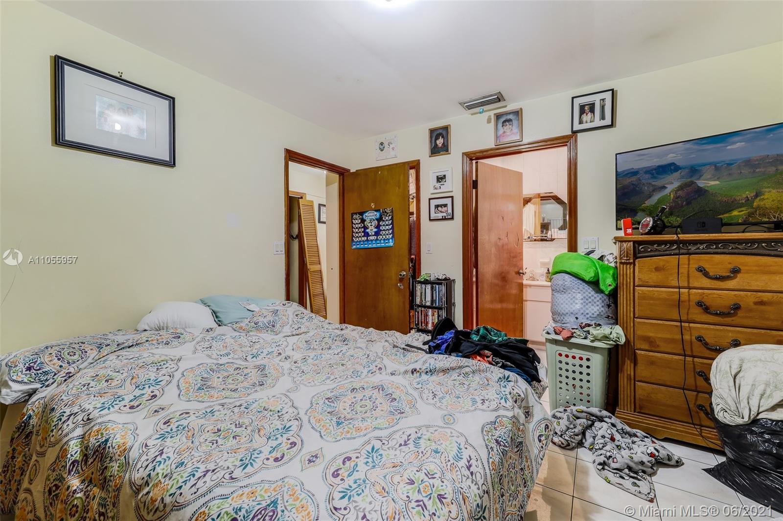 TWELFTH ST MANORS - Residential Income