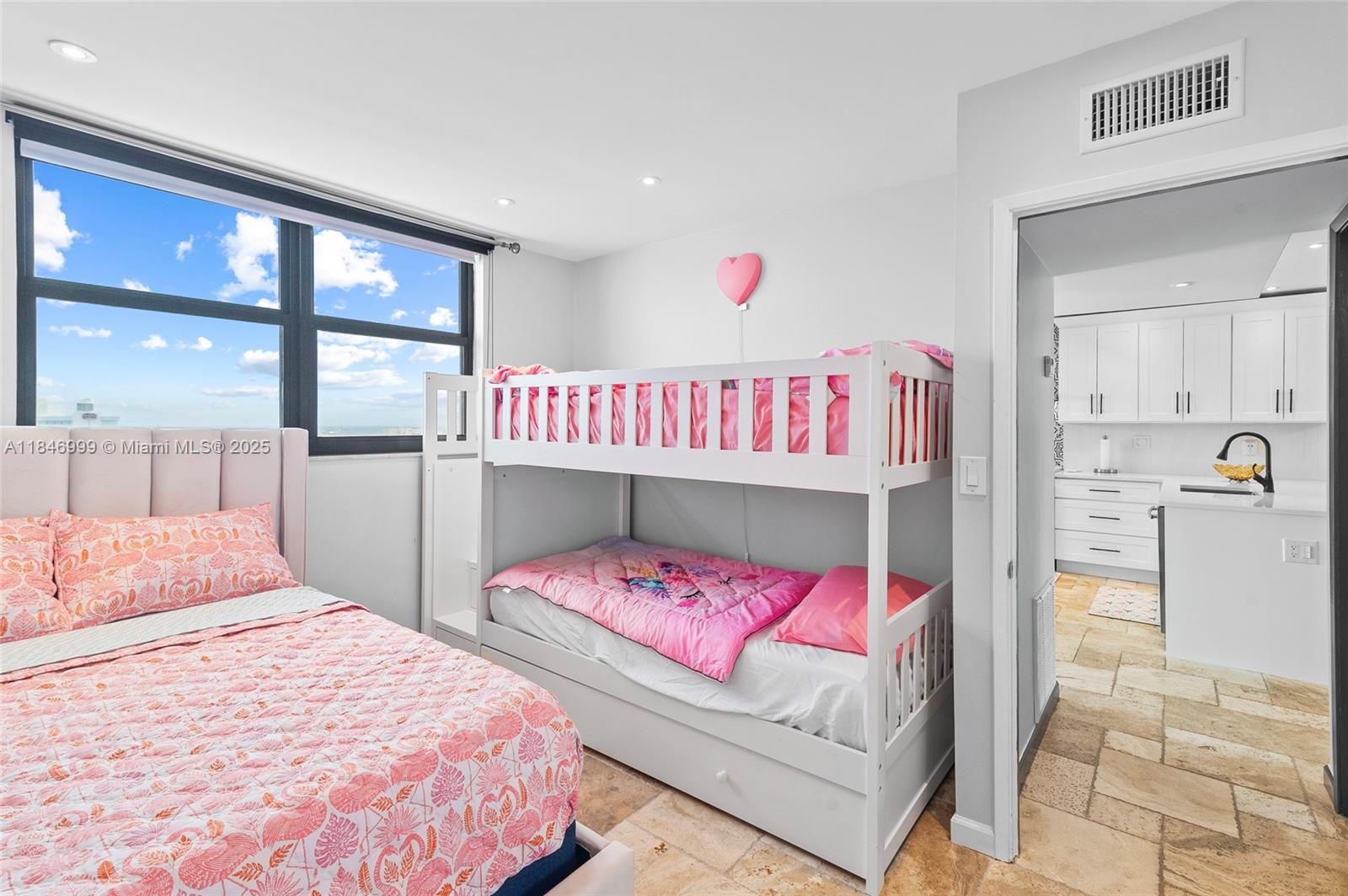 WATERBURY CONDO - Residential Lease