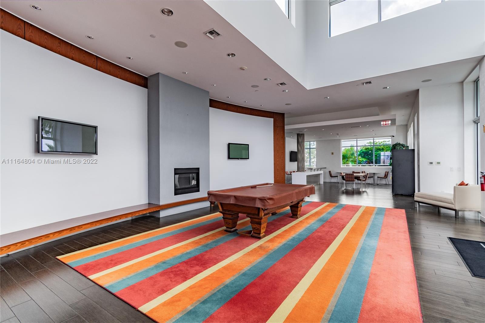 EDGE CONDO - Residential