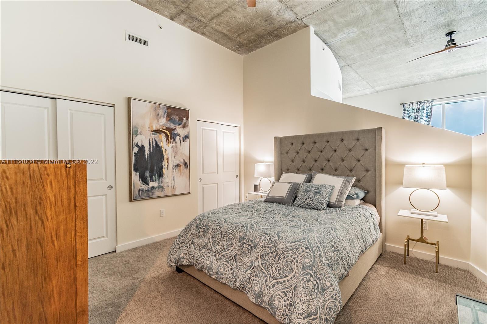 EDGE CONDO - Residential