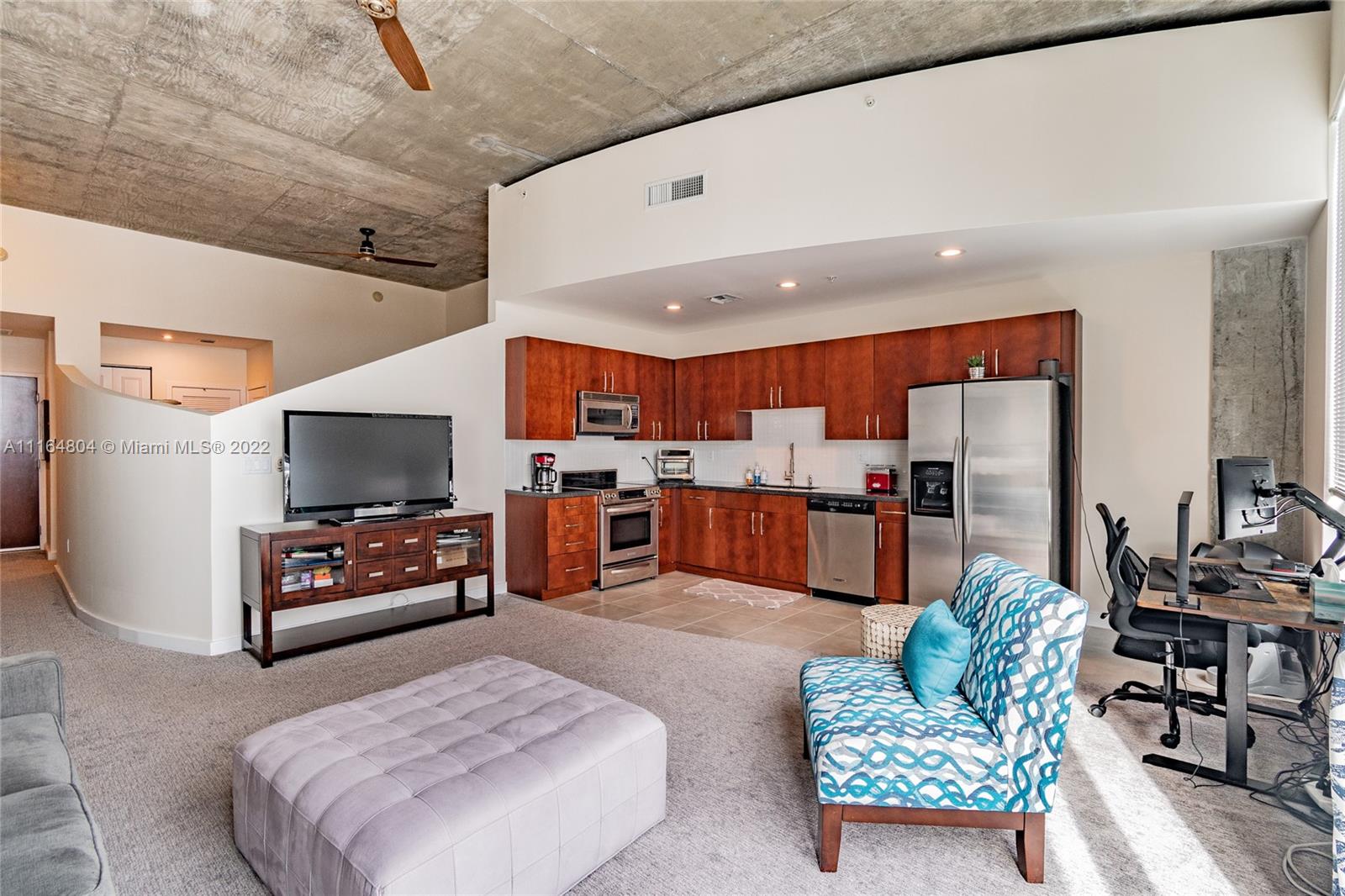 EDGE CONDO - Residential