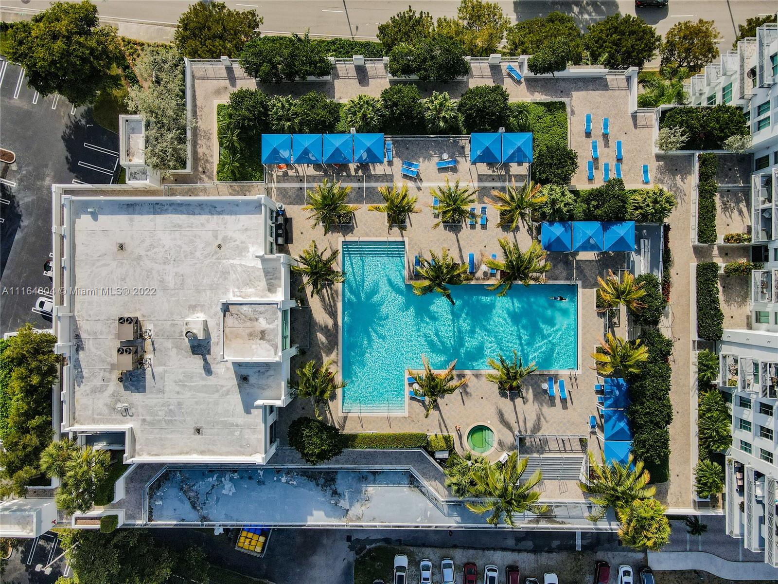 EDGE CONDO - Residential