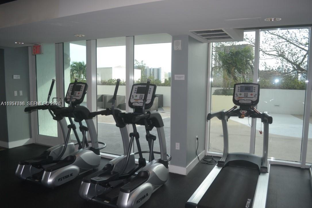 TERRAZAS RIVERPARK VILLAG - Residential Lease