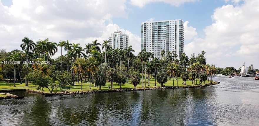Don't miss your opportunity to rent a a beautiful 2bed/2bath condo minutes from downtown, Wynwood, MIA, I95, and South Beach. Your new home has been painted from floor to ceiling, offers impact windows and doors, and unobstructed, guaranteed views of downtown. Enjoy this beautiful view in the evening as you watch downtown Miami light up the sky. 
Send a ShowingTime request to view today. 
Additional parking space available for an additional fee.