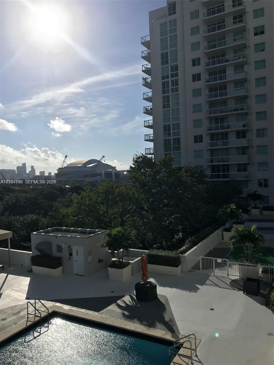 TERRAZAS RIVERPARK VILLAG - Residential Lease