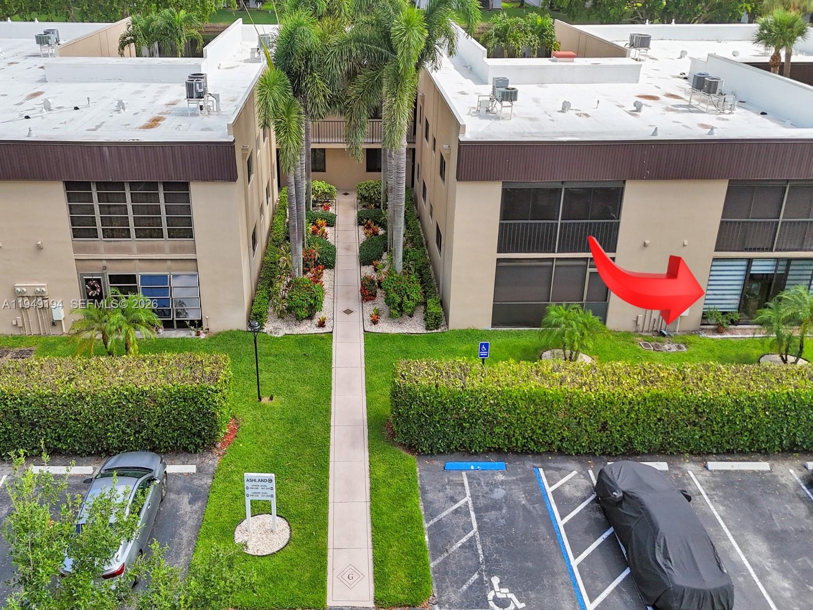 ASHLAND G CONDO - Residential