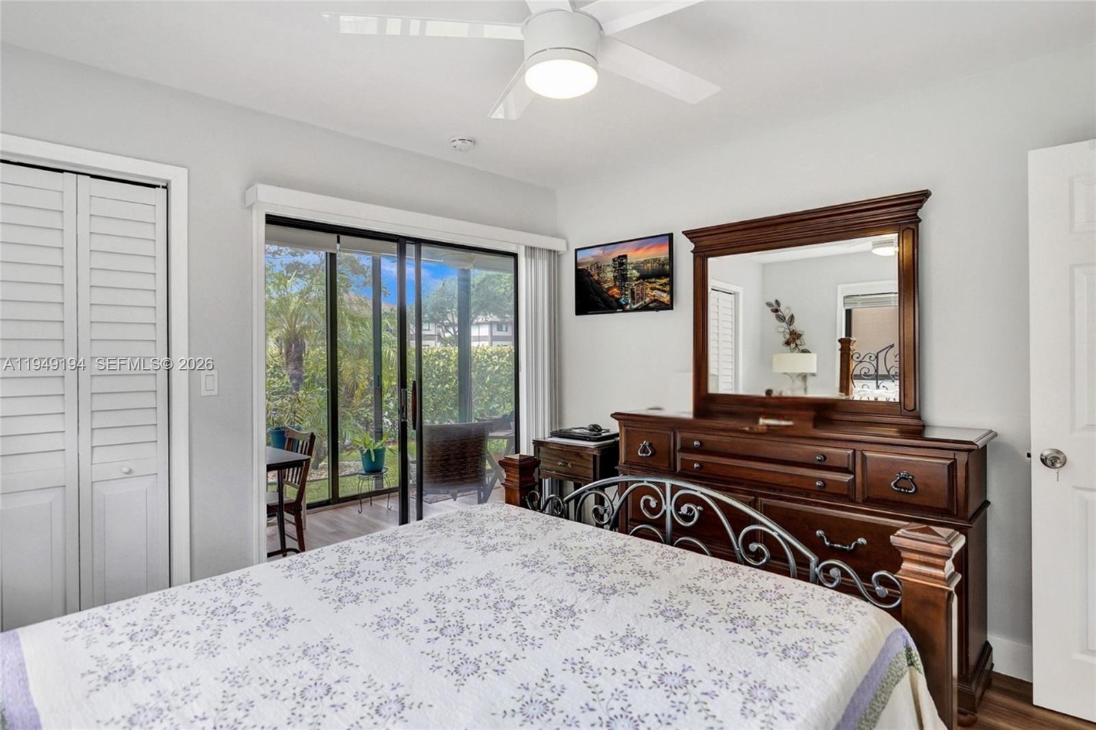 ASHLAND G CONDO - Residential