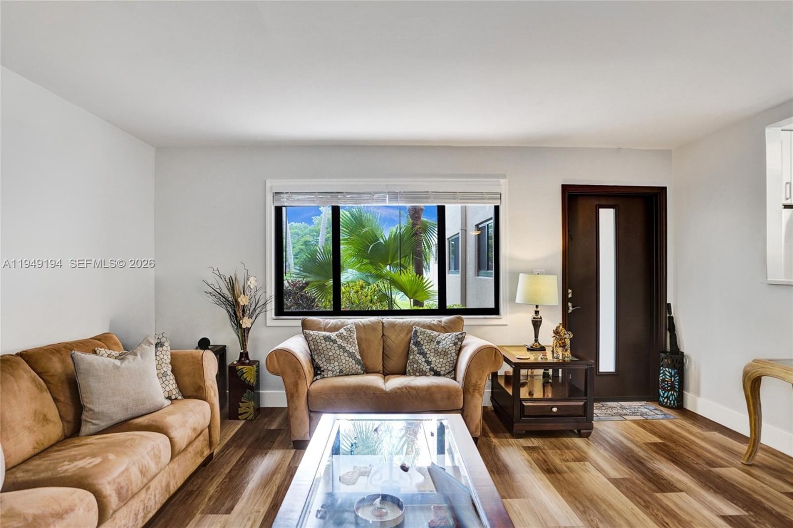 ASHLAND G CONDO - Residential