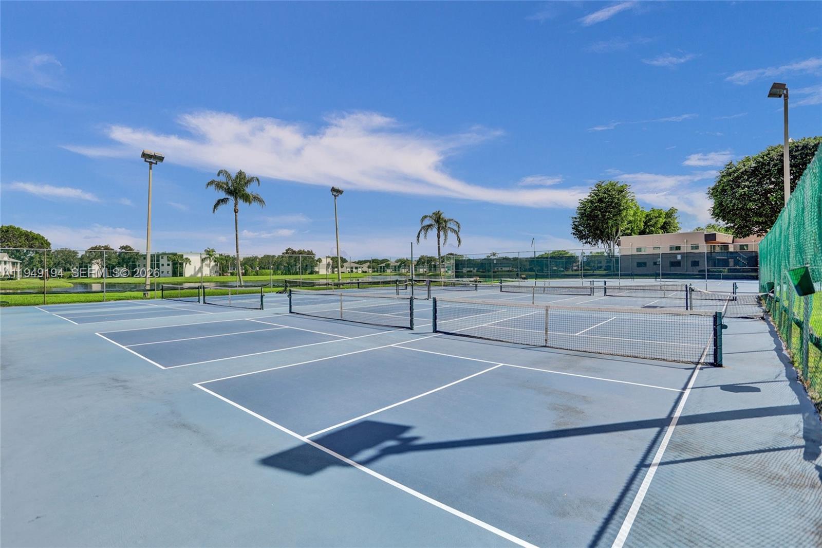 ASHLAND G CONDO - Residential