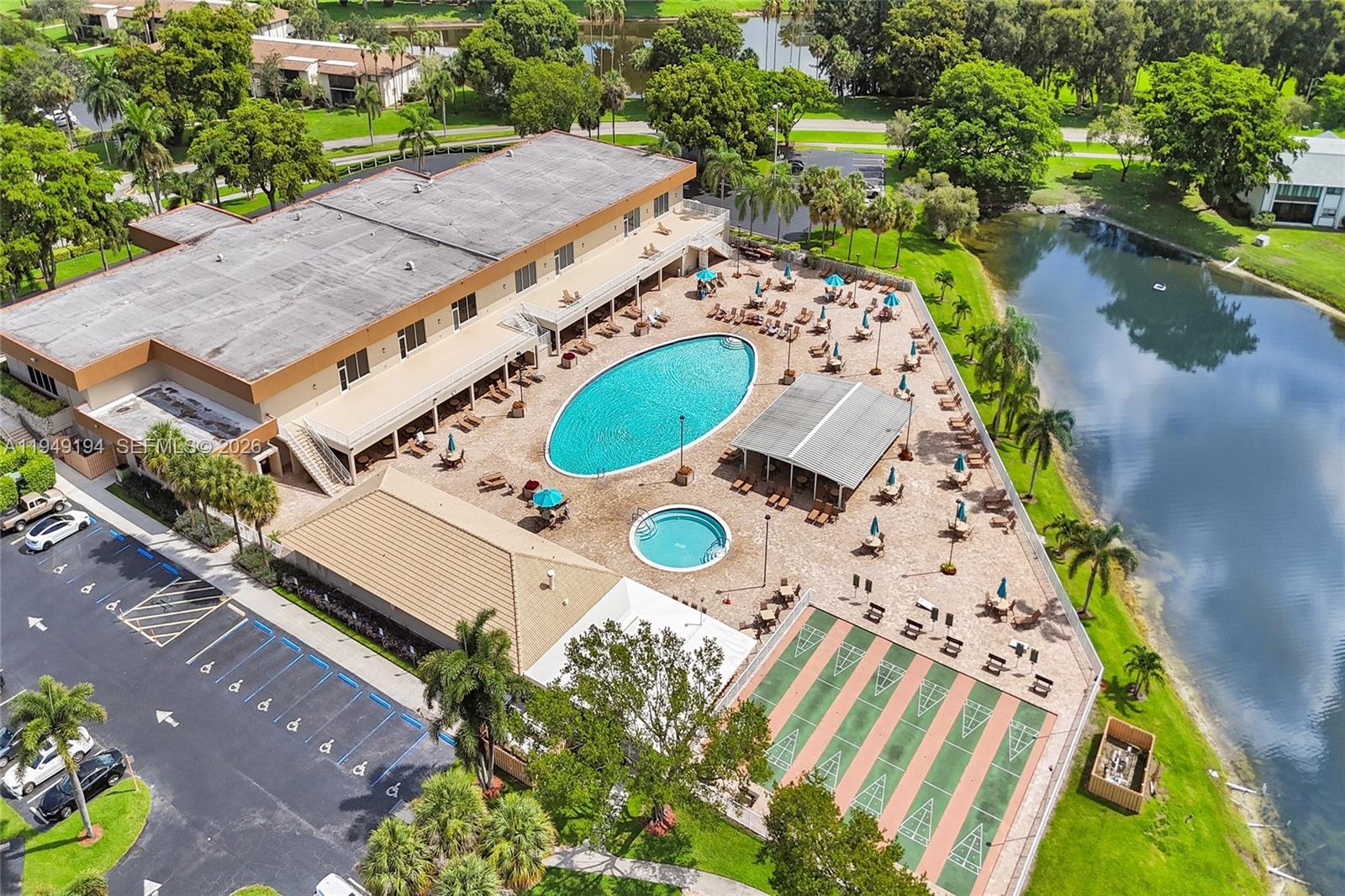 ASHLAND G CONDO - Residential