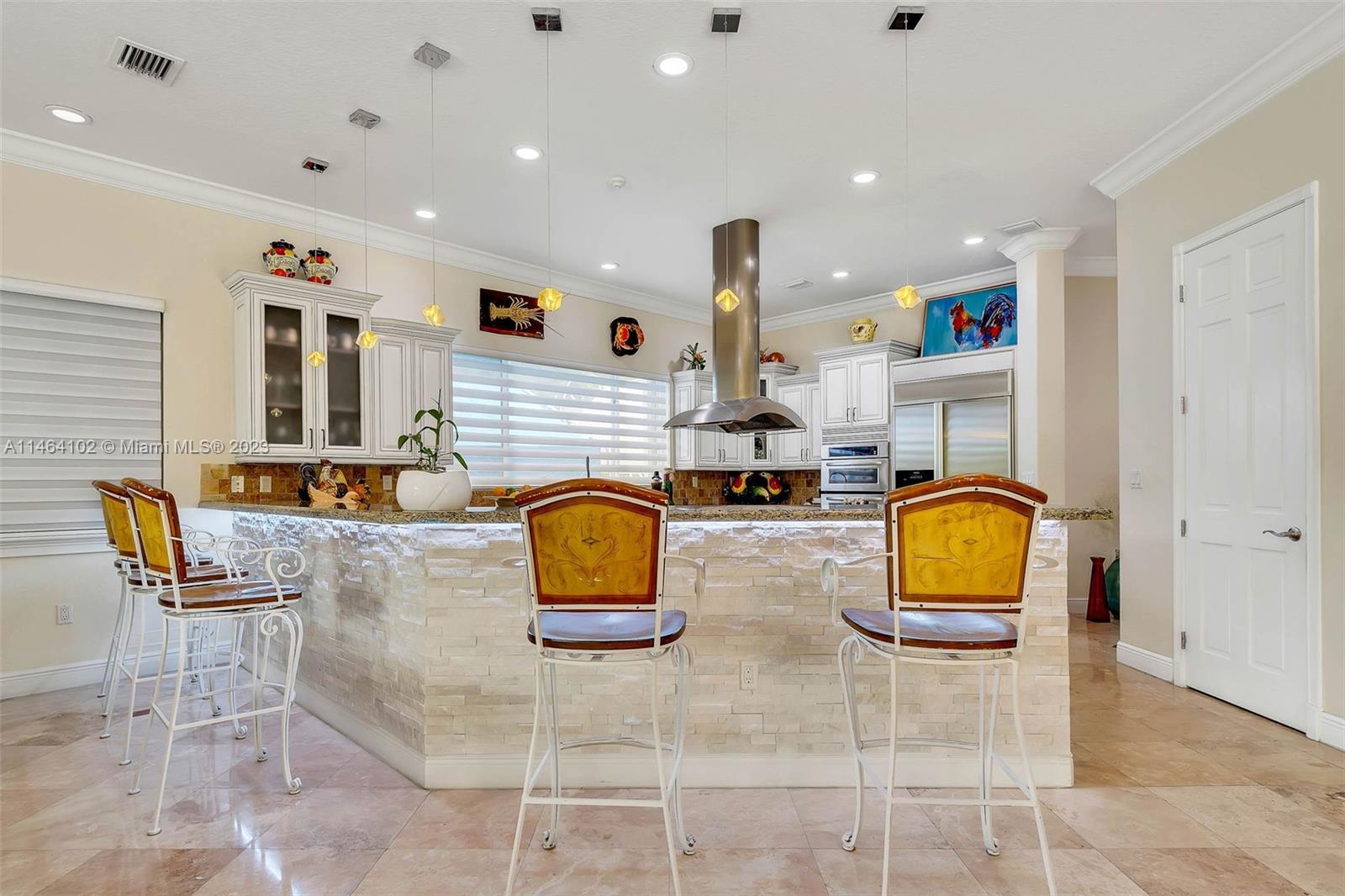 Pinecrest Oaks - Residential