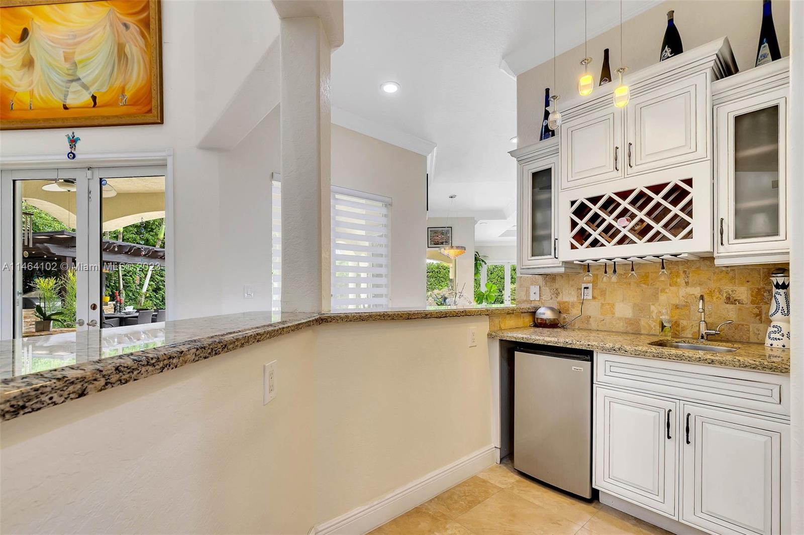 Pinecrest Oaks - Residential