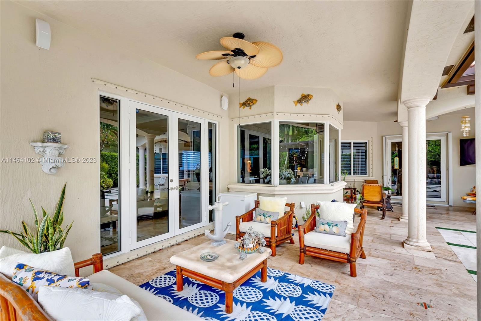 Pinecrest Oaks - Residential