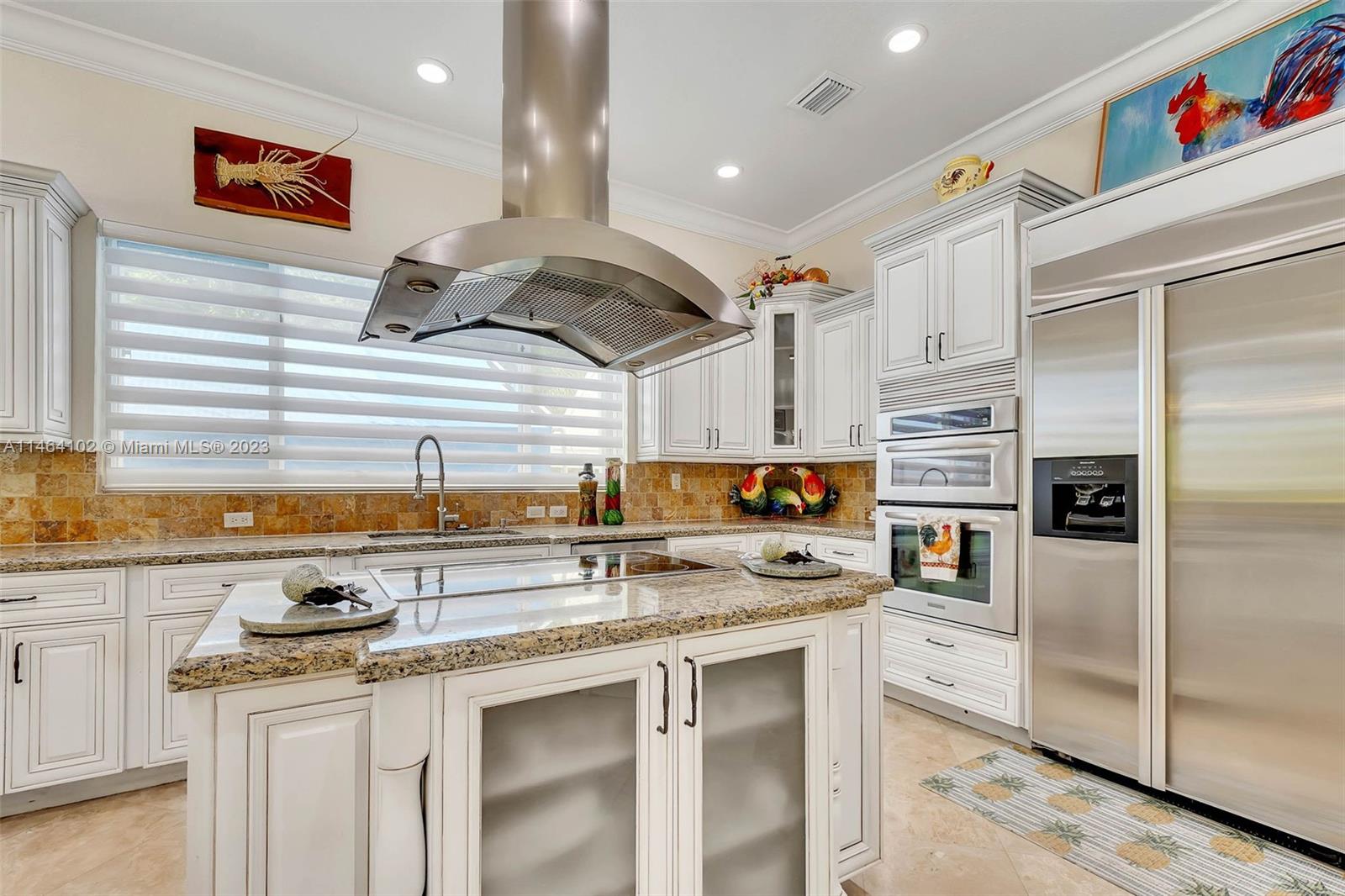 Pinecrest Oaks - Residential