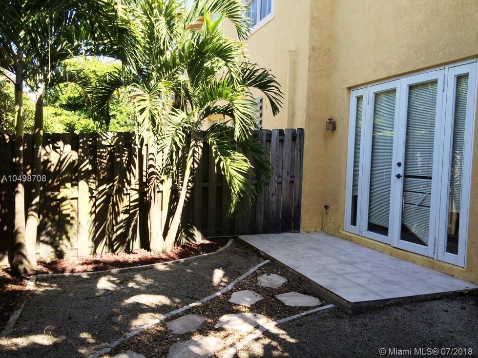 KENDALLAND - Residential Lease